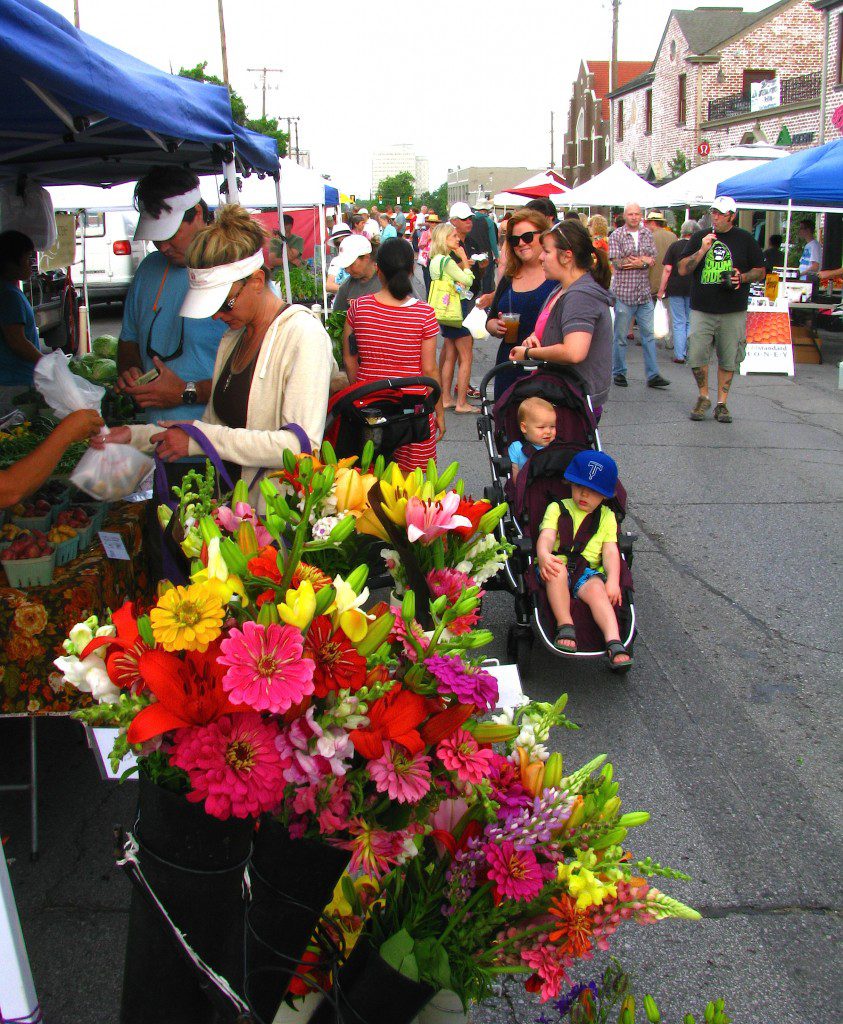 Tulsans flock to the Cherry Street Farmers Market. Photo by Karen Shade.