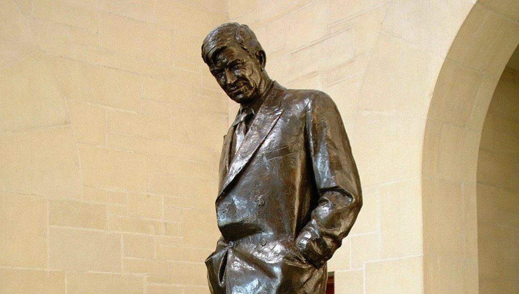 Will Rogers statue by Jo Davidson. Courtesy Will Rogers Memorial Museums.