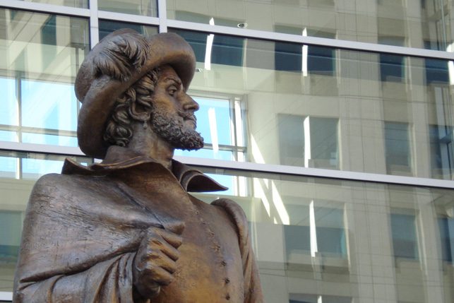 A statue of Sir Walter Raleigh stands outside the convention center.