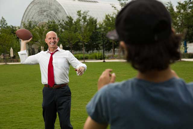 Formerly the director of the Oklahoma City Bureau of Narcotics, Big Brothers Big Sisters of Oklahoma CEO Darrell Weaver believes mentoring children is the best way to deal with Oklahoma’s drug problem. Photo by Brent Fuchs