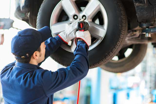 tire-shutterstock_271586231