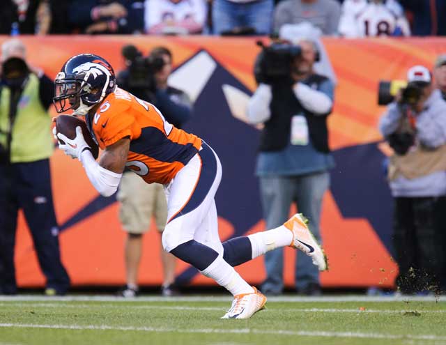 Harris after intercepting a pass in a game against the Buffalo Bills. Photo by Eric Lars Bakke.