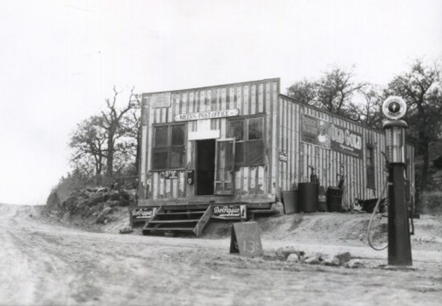 Alvin Rucker Collection, Courtesy of the Oklahoma Historical Society, #19589.47.1.