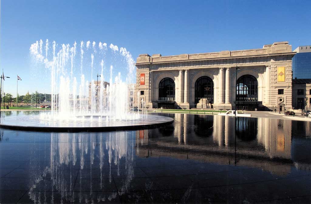 The view in front of union Station shows how Kansas City earned its name as the City of Fountains. Photo courtesy Visit KC.